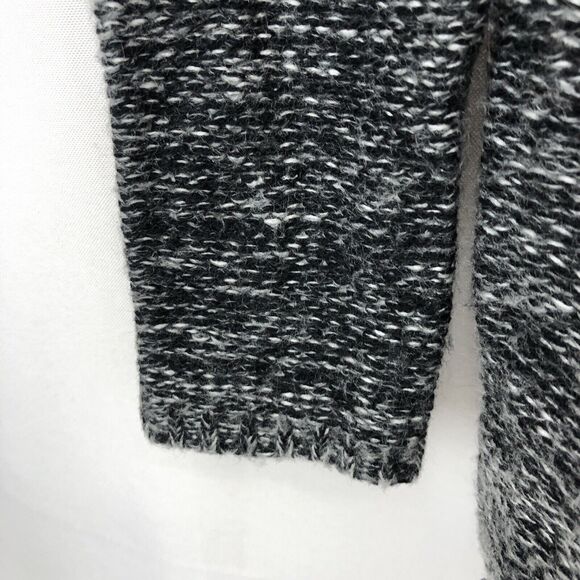 VINTAGE HAVANA Anthropologie Size M Gray Black White Knit Soma V Back Fringe - Picture 9 of 11